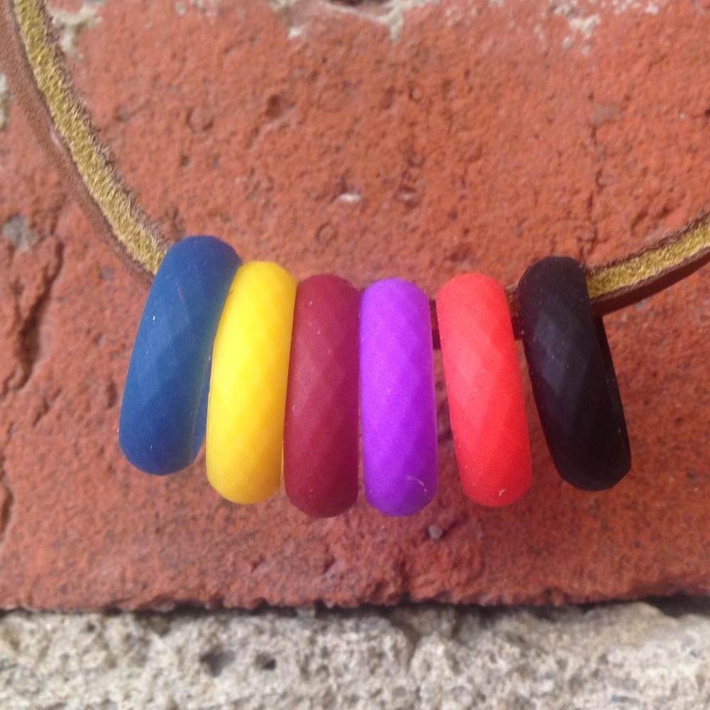 6 Women’s Silicone Wedding Rings - Hammered